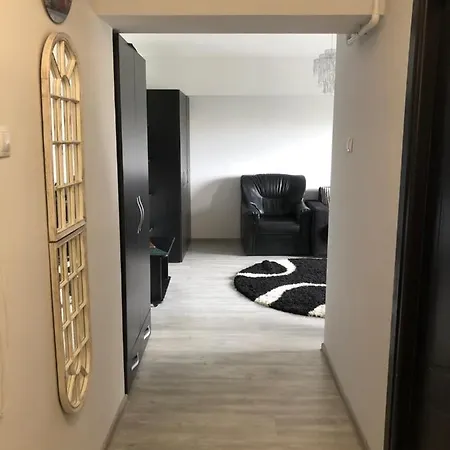 Dominic Studio Bucarest