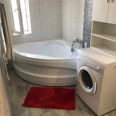 Dominic Studio Apartment