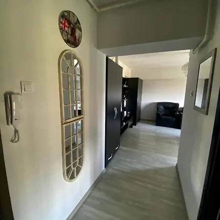 Dominic Studio Apartment *